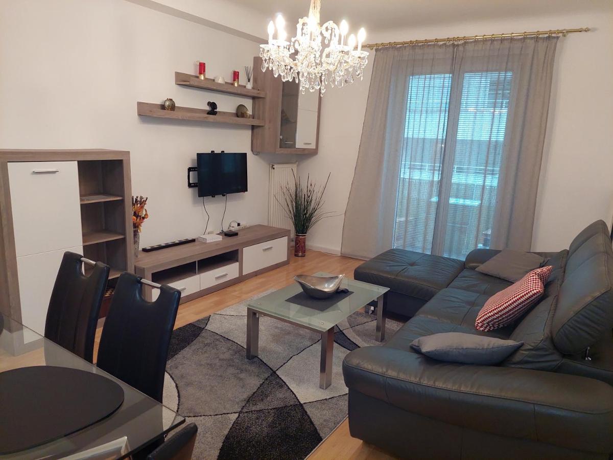 Apartment 3-rooms For Up To 4 Persons Near To Prater
